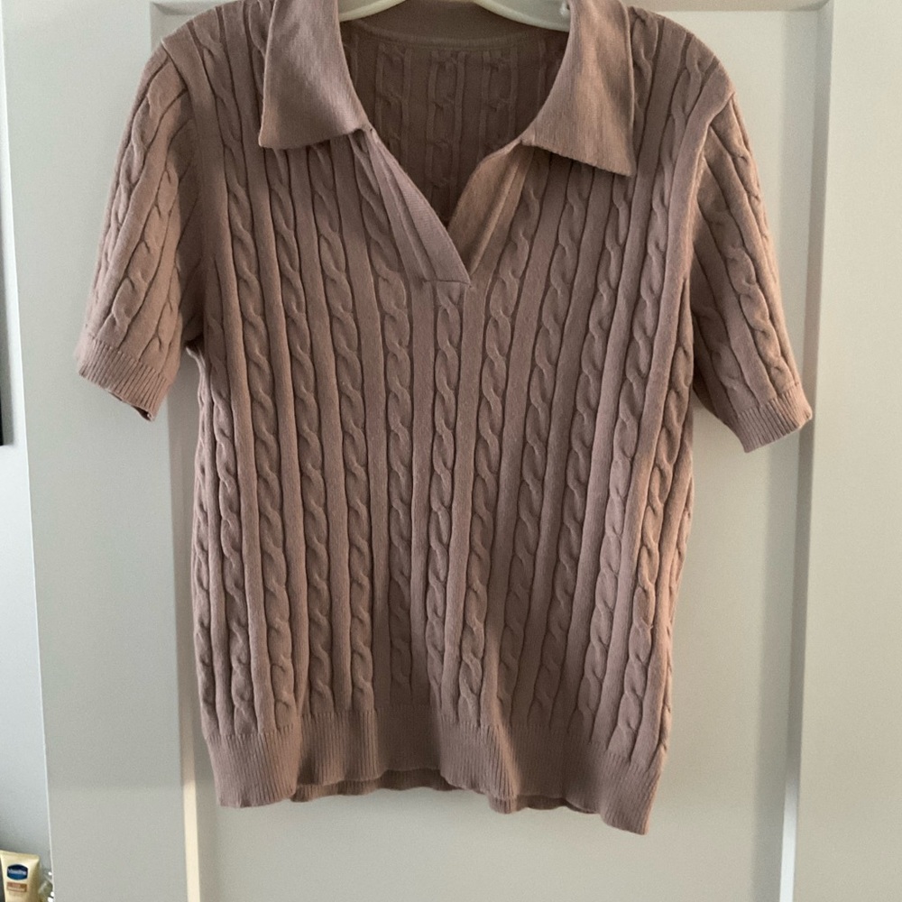 Cable Knit Short Sleeve Sweater